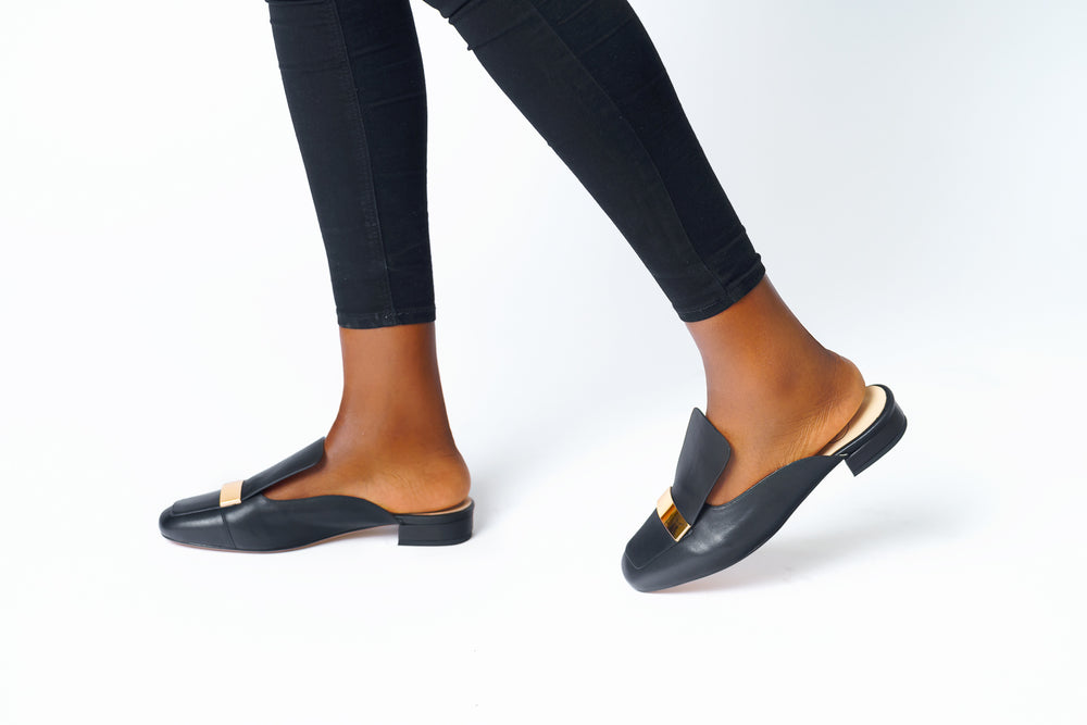 
                  
                    Elegant Luxury flats
                  
                