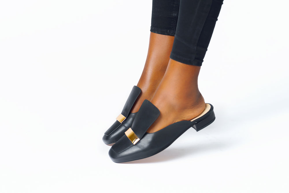 
                  
                    Elegant Luxury flats
                  
                